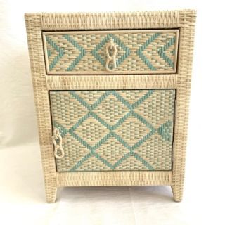 summer time bed side table 1