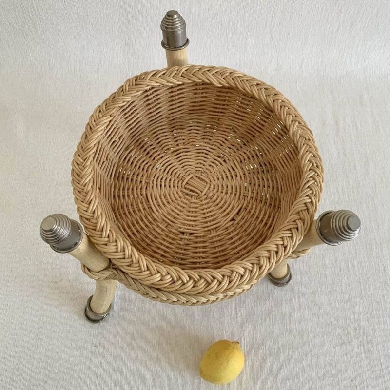 medium soiree basket on stand 2